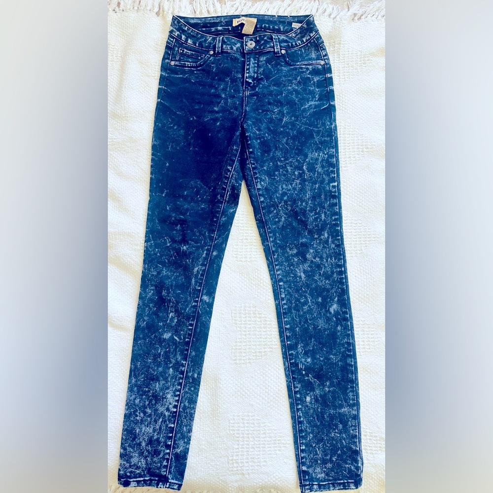 ♥️NWOT Blue Spice Skinny Jeans